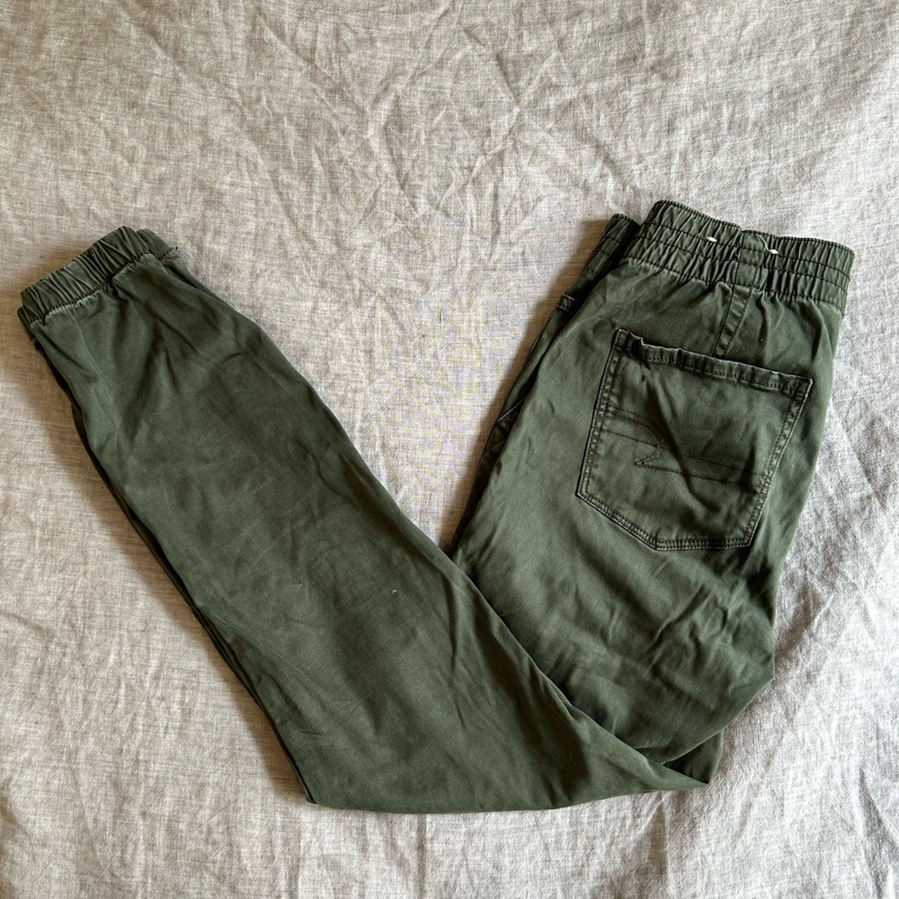 American Eagle, Hunter green, jogger style pants